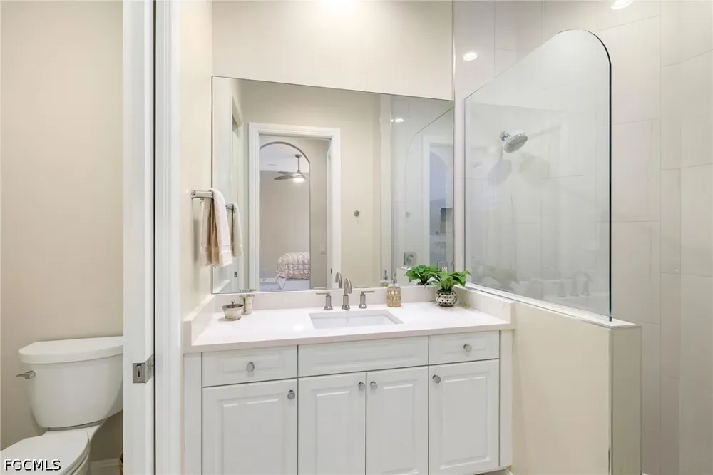 Vicenza Way Miromar Lakes, FL 33913
