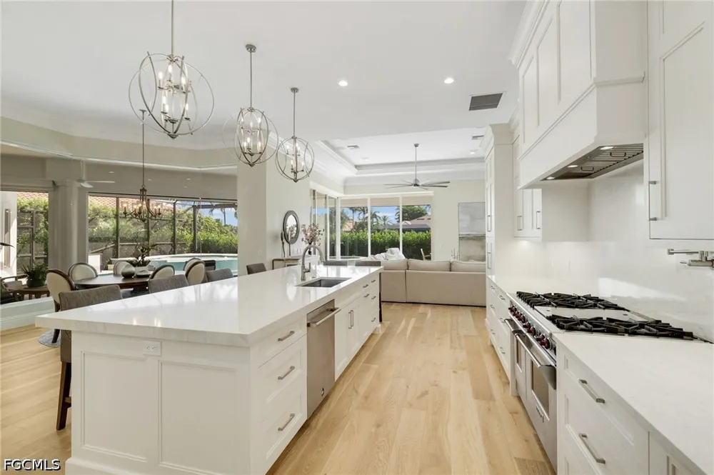 Vicenza Way Miromar Lakes, FL 33913