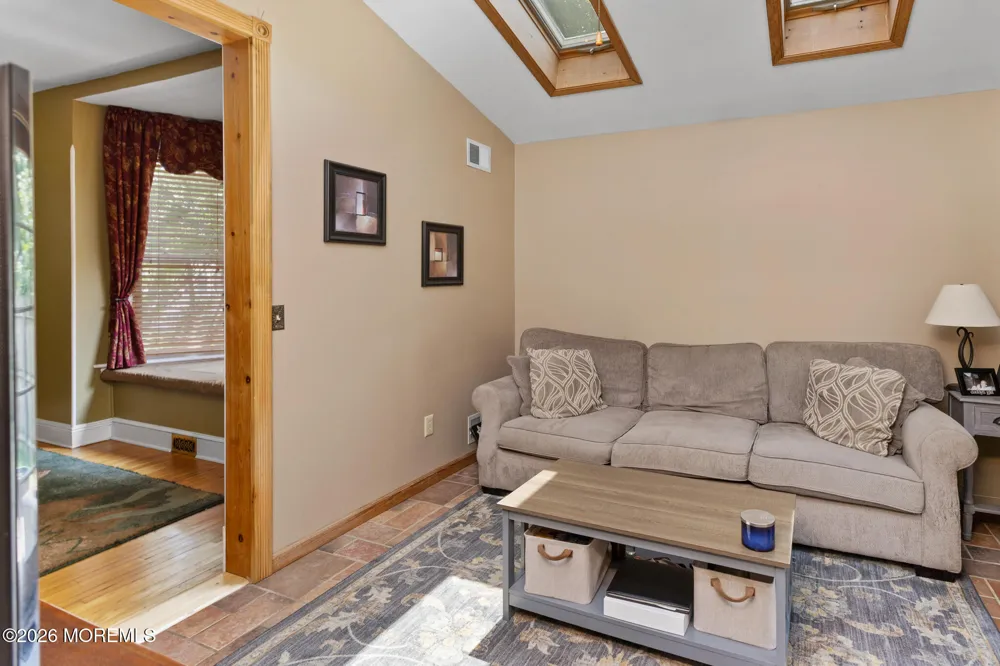 145 Atlantic Avenue Columbus, NJ 08022