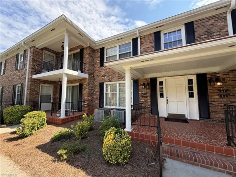 2711 Reynolda Road #2D