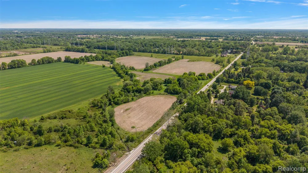 11955 27 MILE RD Washington Township, MI 48094