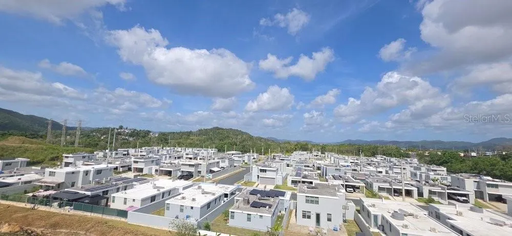 E PAISAJE #6 Caguas, PR 00725