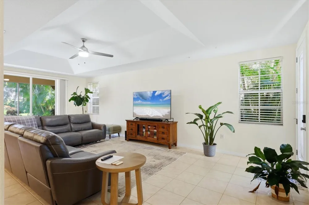 3971 SQUARE EAST LANE #8 Sarasota, FL 34238