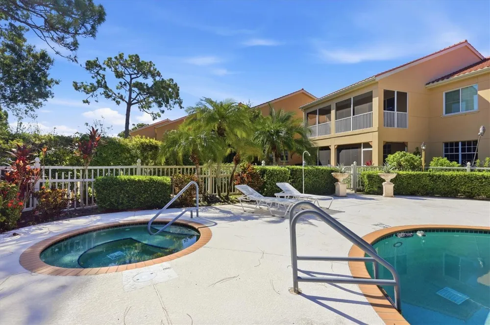 3971 SQUARE EAST LANE #8 Sarasota, FL 34238