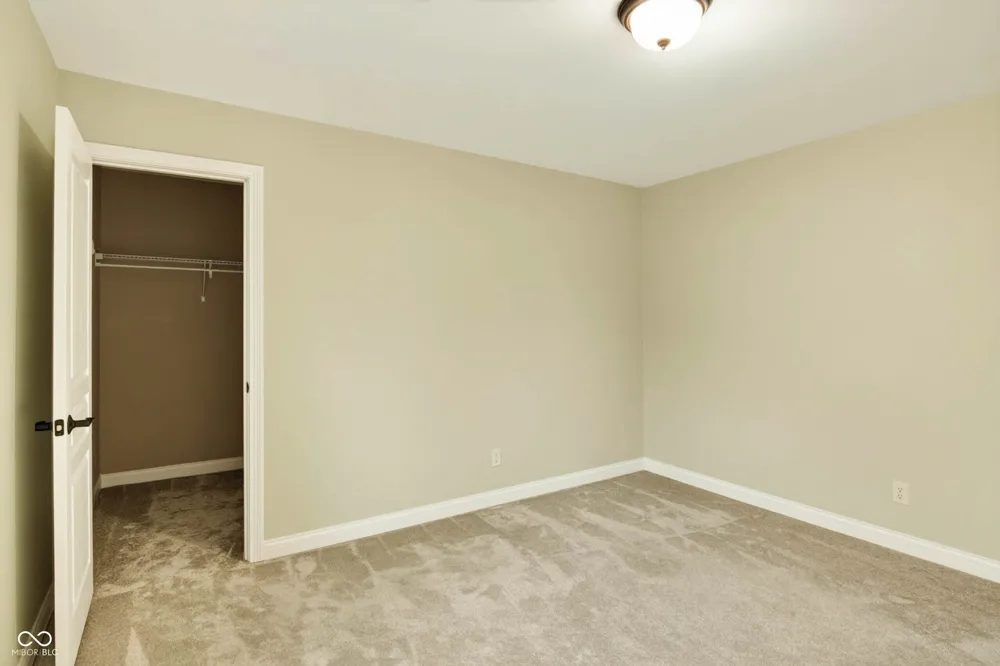 3271 Wildlife Trail Zionsville, IN 46077