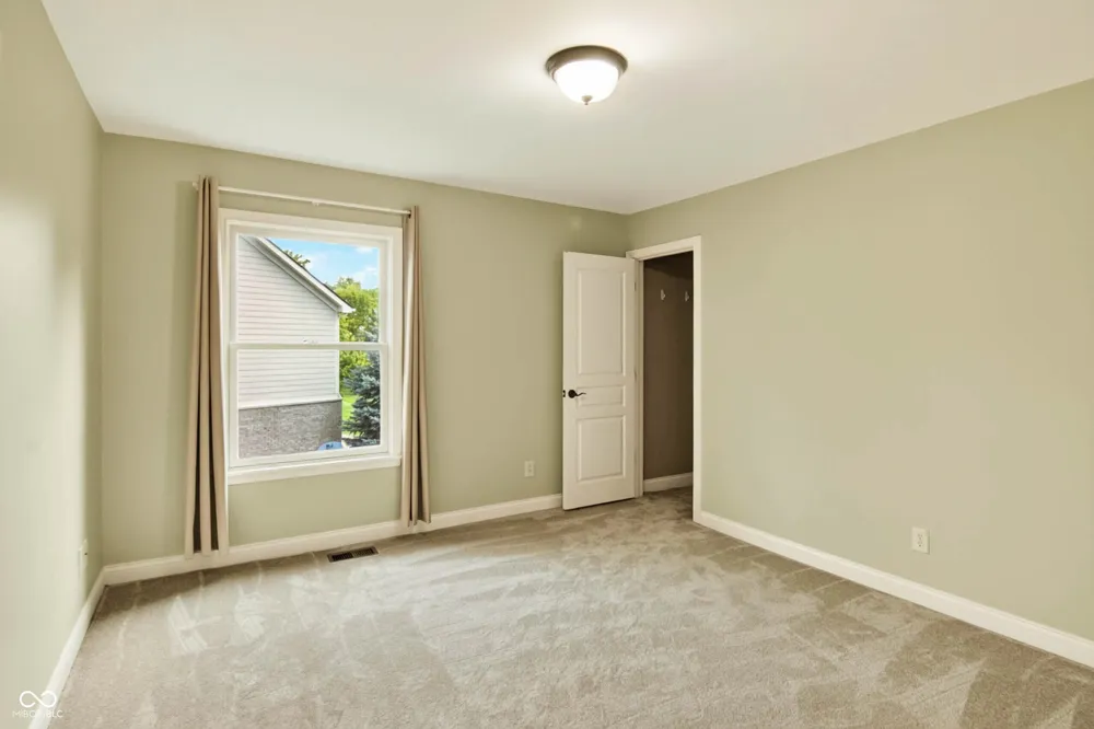 3271 Wildlife Trail Zionsville, IN 46077