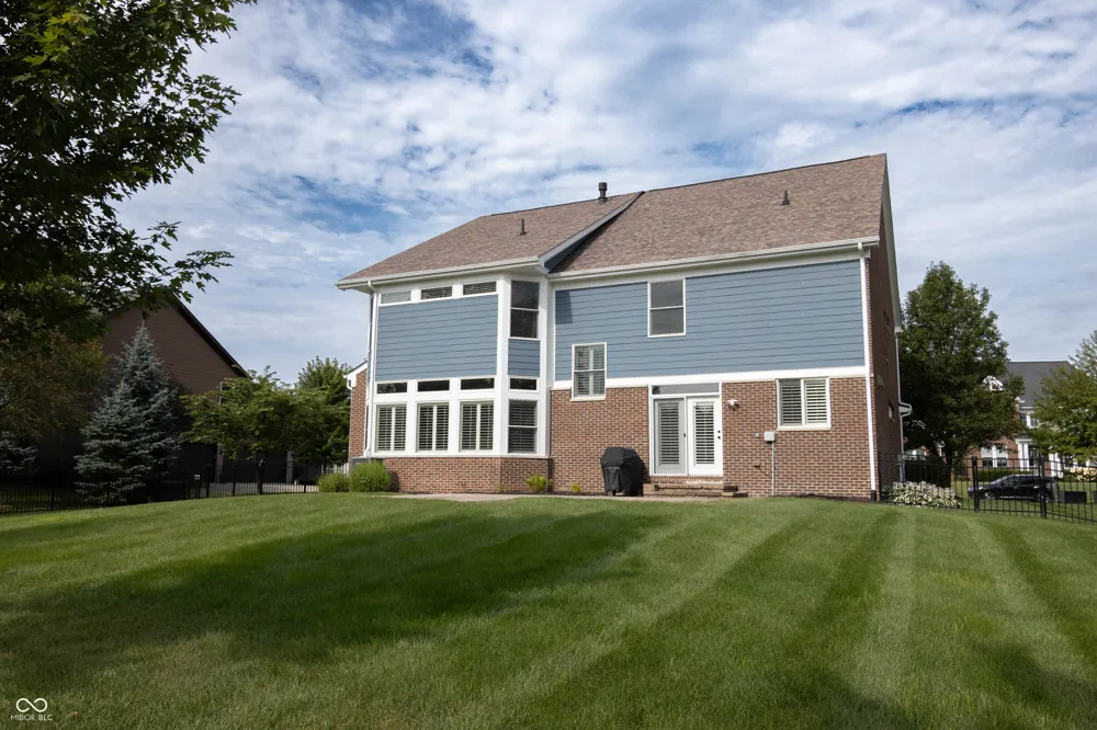 3271 Wildlife Trail Zionsville, IN 46077