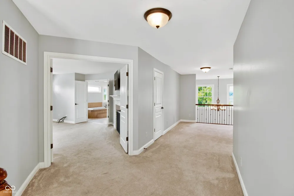 3271 Wildlife Trail Zionsville, IN 46077