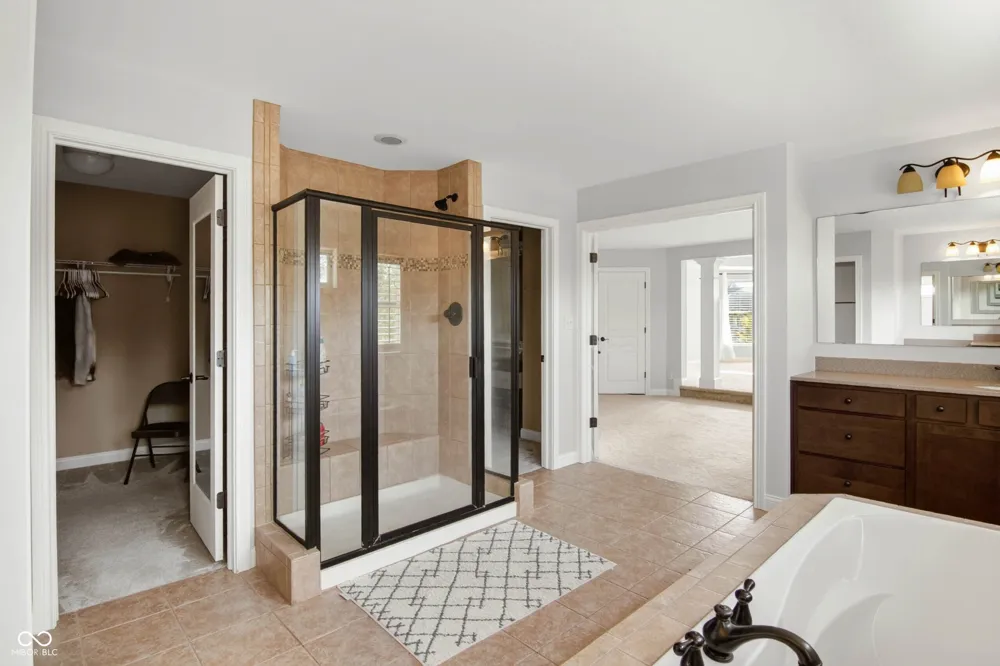 3271 Wildlife Trail Zionsville, IN 46077
