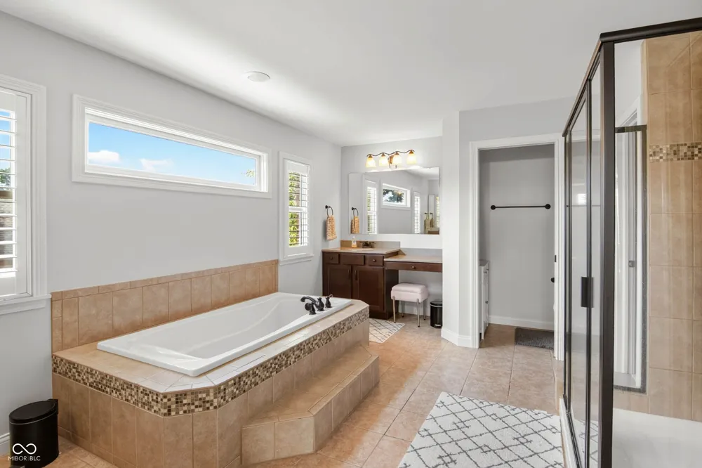 3271 Wildlife Trail Zionsville, IN 46077
