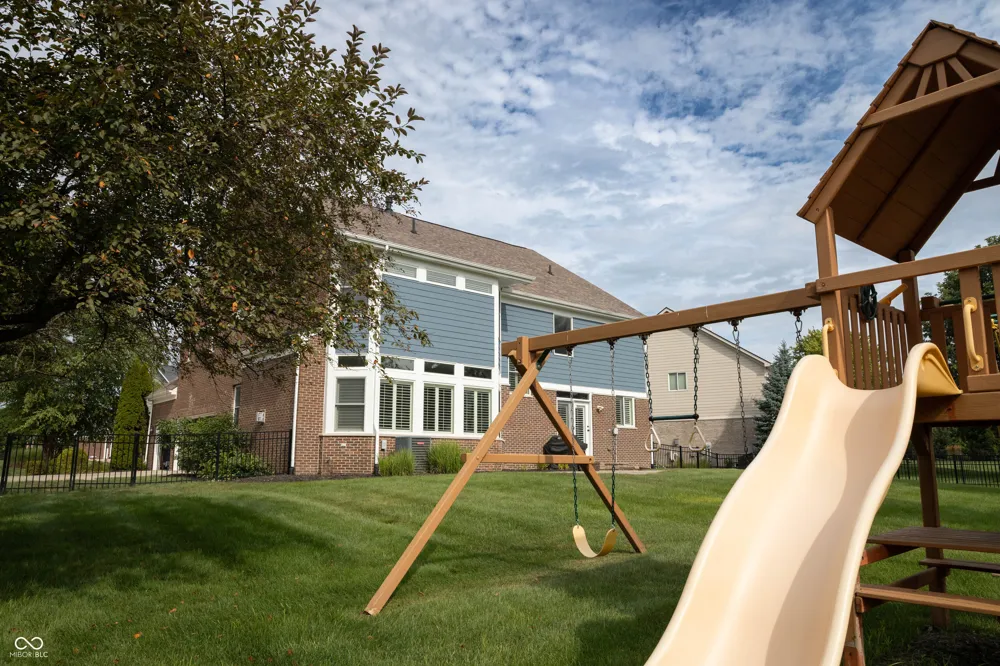 3271 Wildlife Trail Zionsville, IN 46077