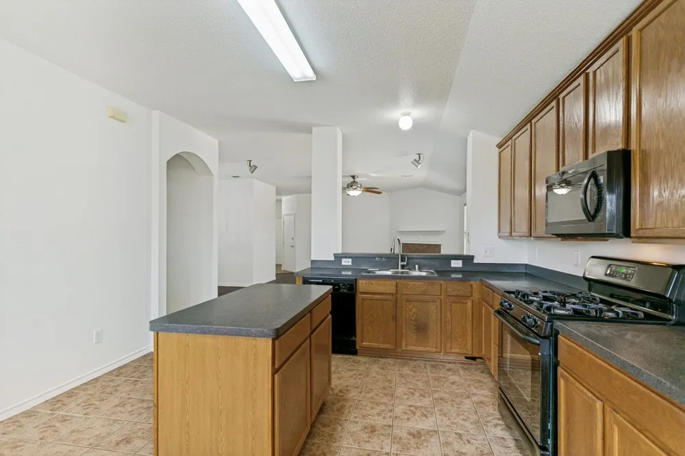 804 Riverhead Drive Wylie, TX 75098