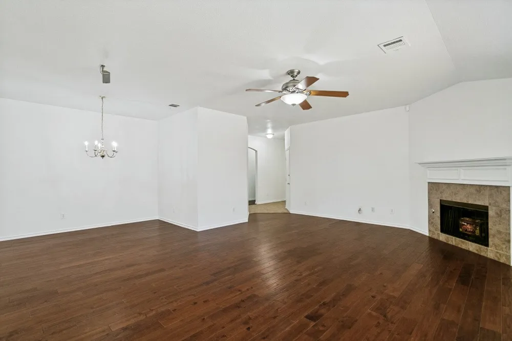804 Riverhead Drive Wylie, TX 75098