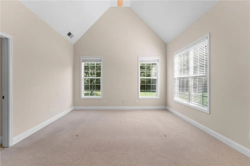 35 Applewood Lane Taylorsville, GA 30178
