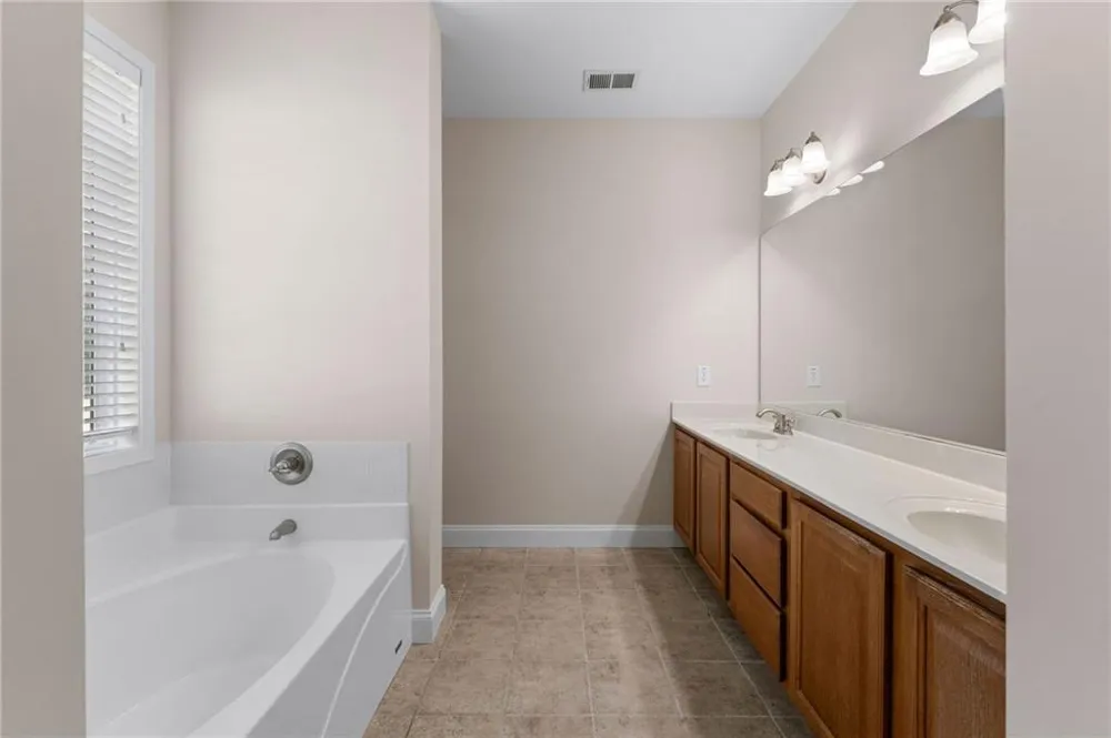 35 Applewood Lane Taylorsville, GA 30178