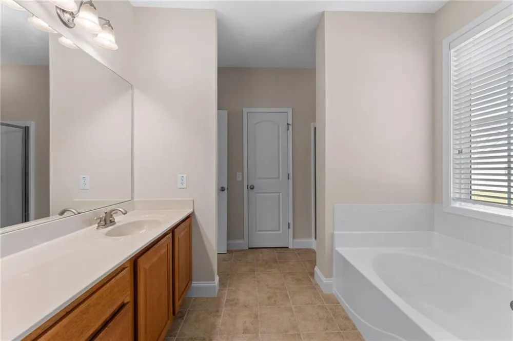 35 Applewood Lane Taylorsville, GA 30178