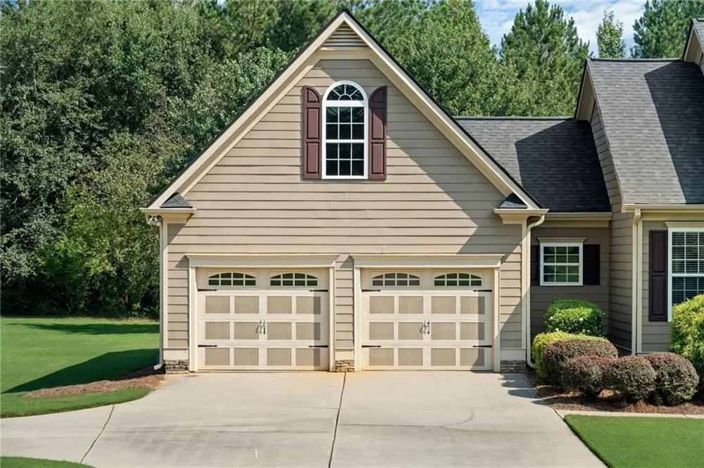 35 Applewood Lane Taylorsville, GA 30178
