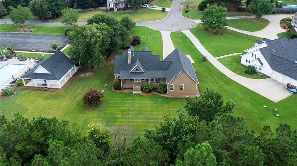 35 Applewood Lane Taylorsville, GA 30178