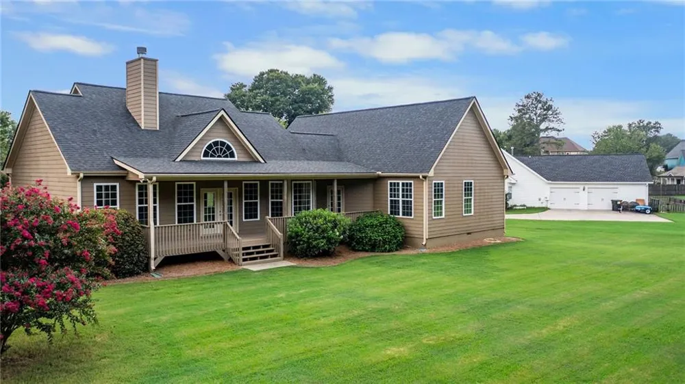 35 Applewood Lane Taylorsville, GA 30178