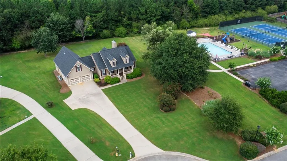 35 Applewood Lane Taylorsville, GA 30178