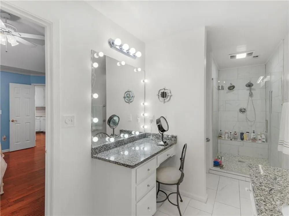 195 Galway Bend Tyrone, GA 30290