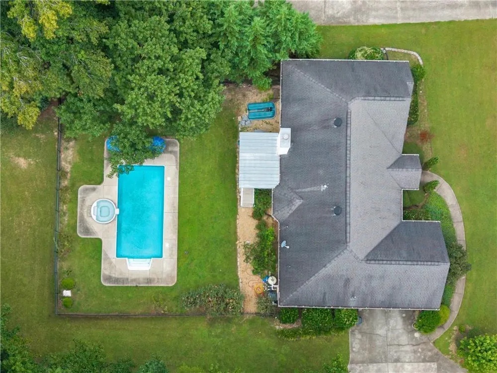 195 Galway Bend Tyrone, GA 30290