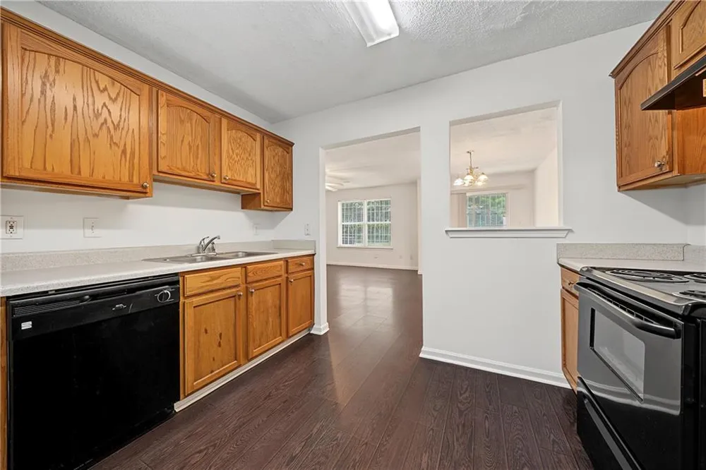 330 Parkway Road Union City, GA 30291