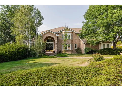 8589 Skyland Drive