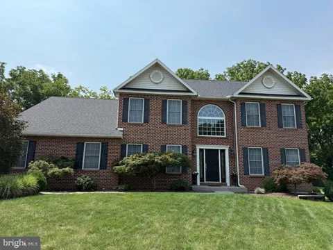 14 LADY DIANA DRIVE