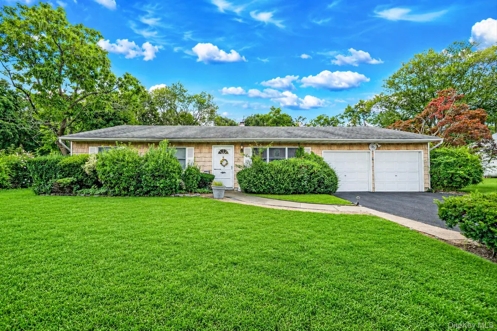 18 Wilson Street Centereach, NY 11720