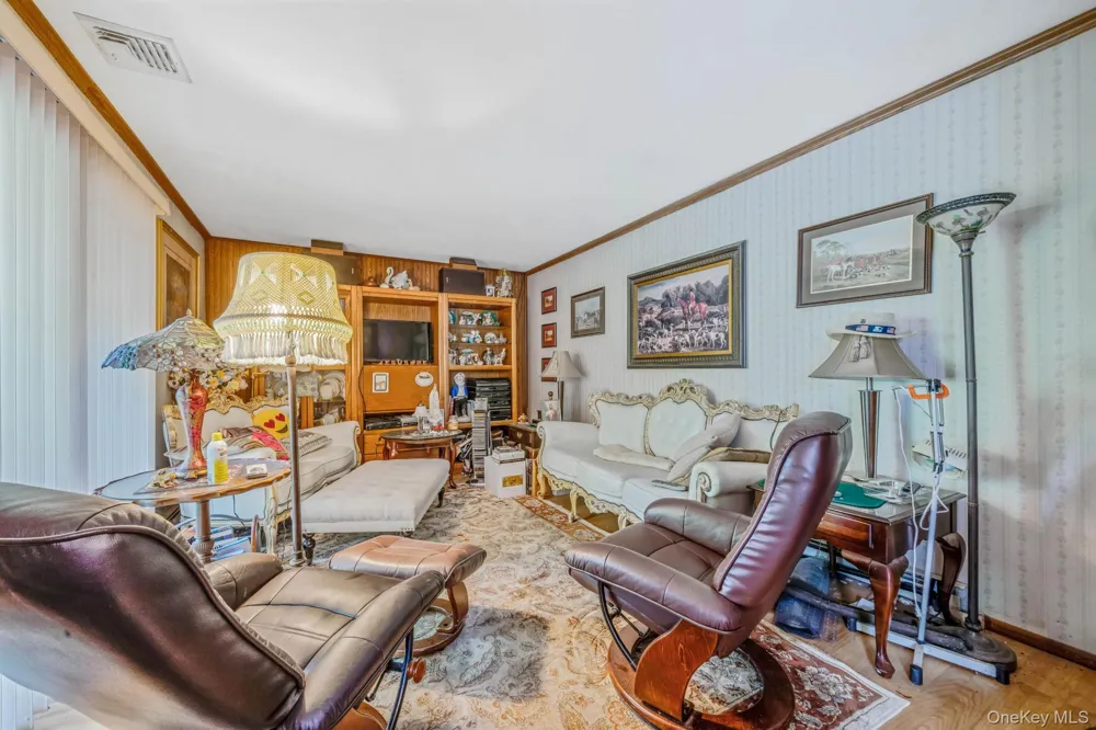 18 Wilson Street Centereach, NY 11720