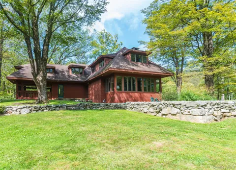 52 Camp Ridge Road