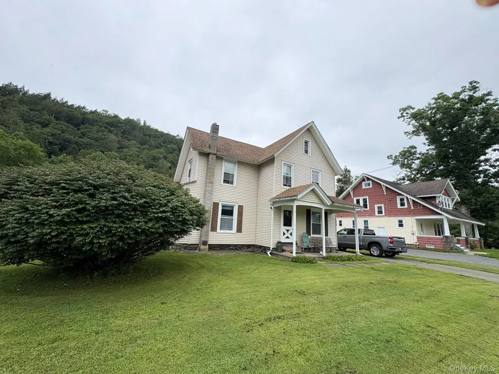 5 Riverside Drive Roscoe, NY 12776