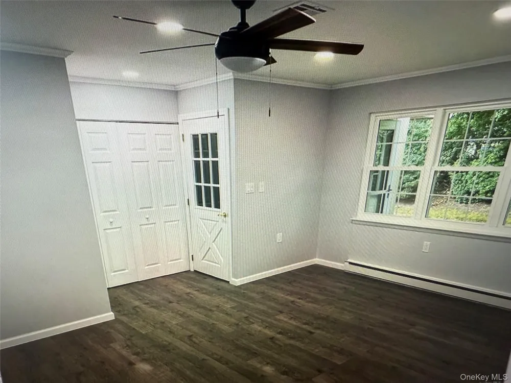333 A woodbridge Ridge, NY 11961