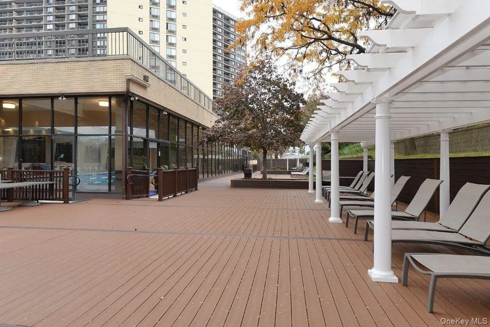 1 Bay Club Drive #18L Bayside, NY 11360