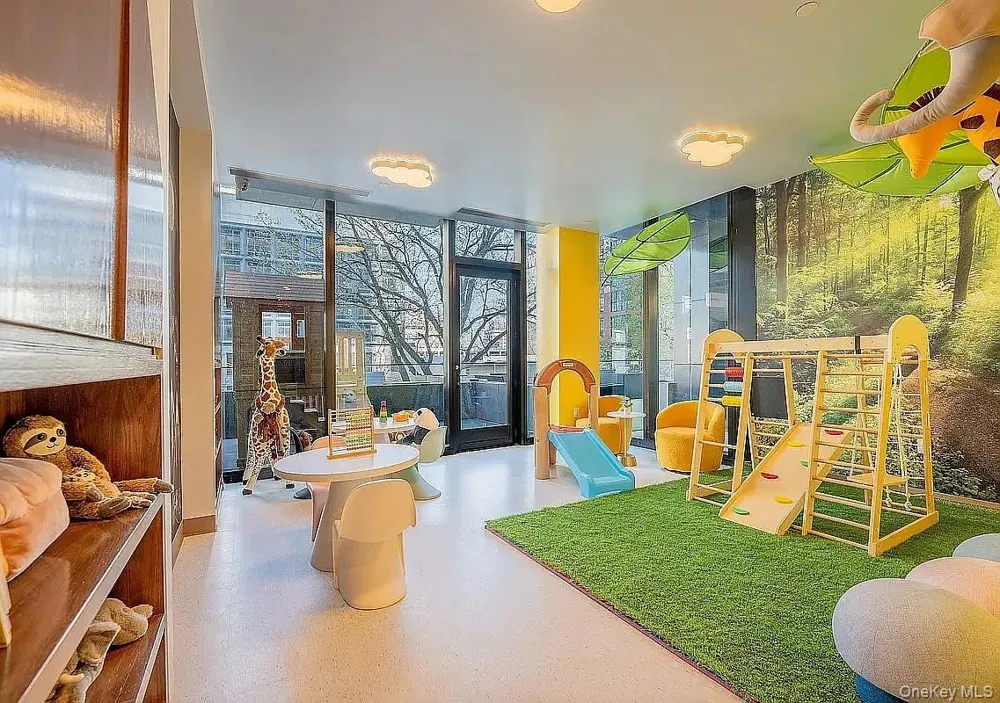4530 Pearson Street #PH4C Long Island City, NY 11101