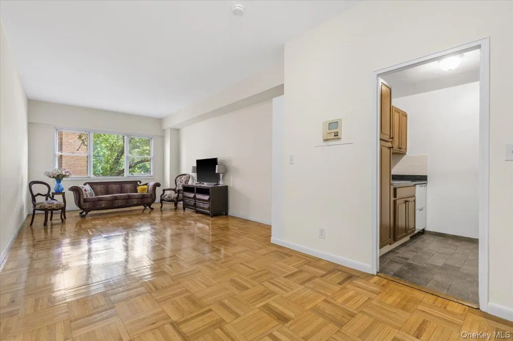 260 Garth Road #1A5 Scarsdale, NY 10583