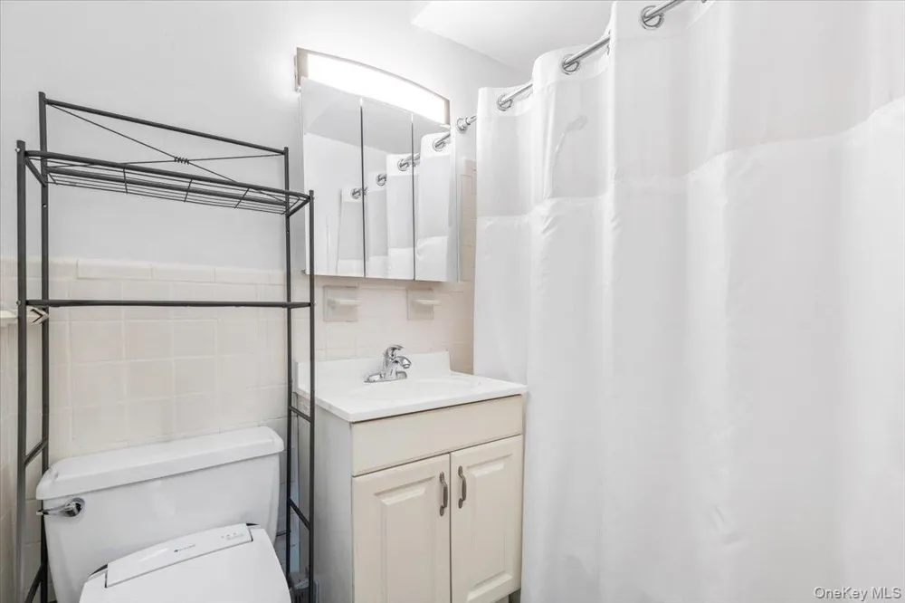 260 Garth Road #1A5 Scarsdale, NY 10583