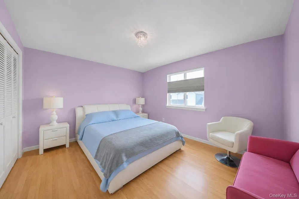 493 Medina Street Staten Island, NY 10306
