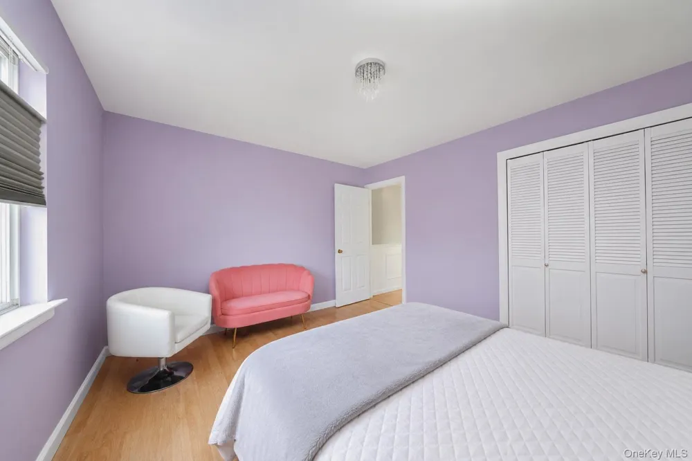 493 Medina Street Staten Island, NY 10306