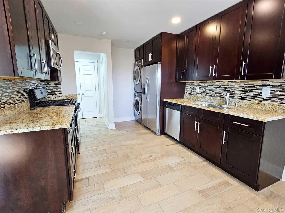 32 ALPINE DRIVE #H Wappingers Falls, NY 12590