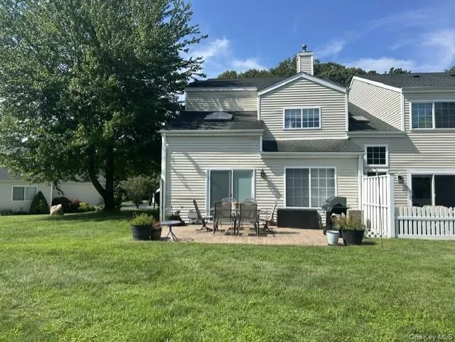 104 Owls Nest Court Manorville, NY 11949