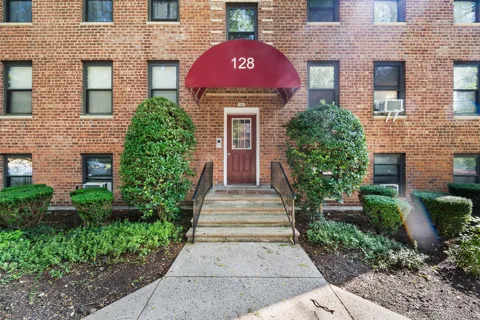128 Richbell Road #B4