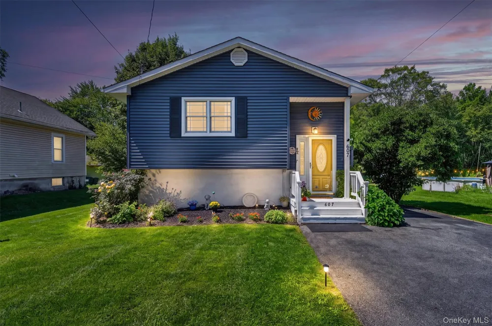607 Heard Avenue Maybrook, NY 12543