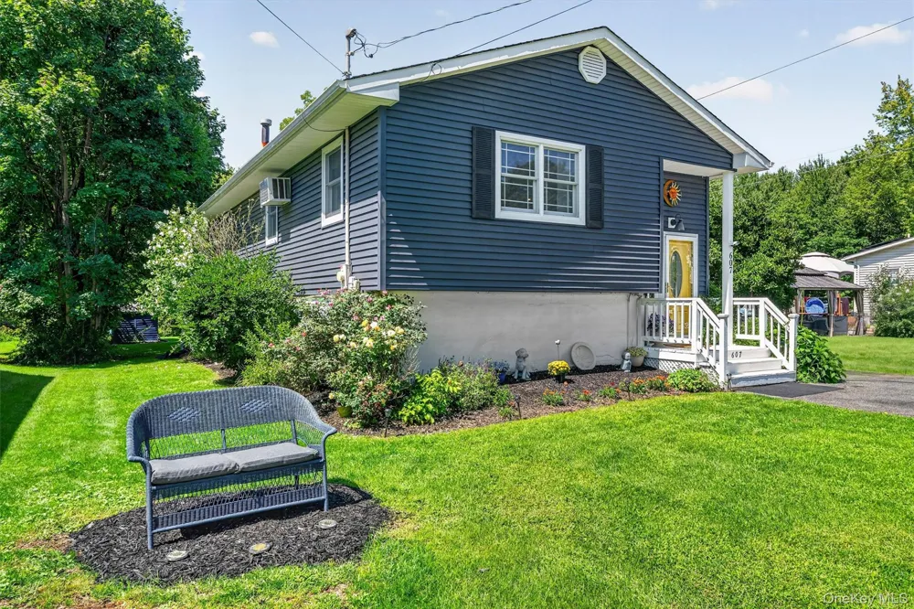607 Heard Avenue Maybrook, NY 12543