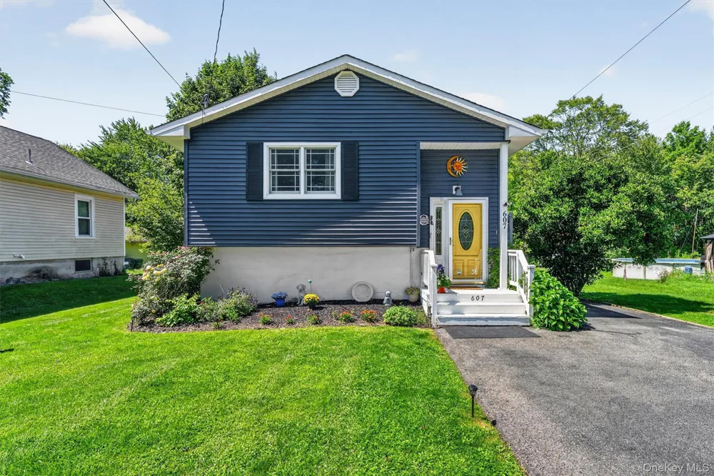 607 Heard Avenue Maybrook, NY 12543