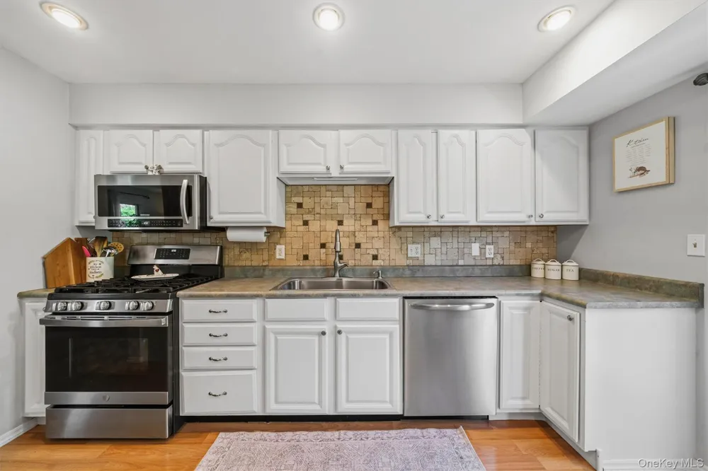 607 Heard Avenue Maybrook, NY 12543