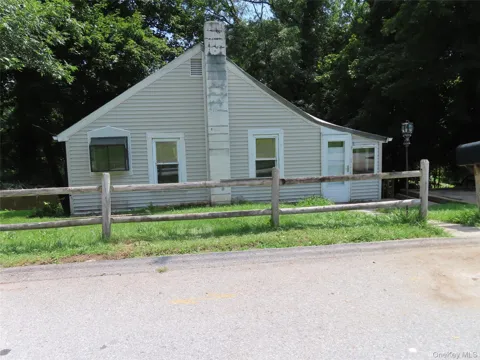 4 Wilbur Road