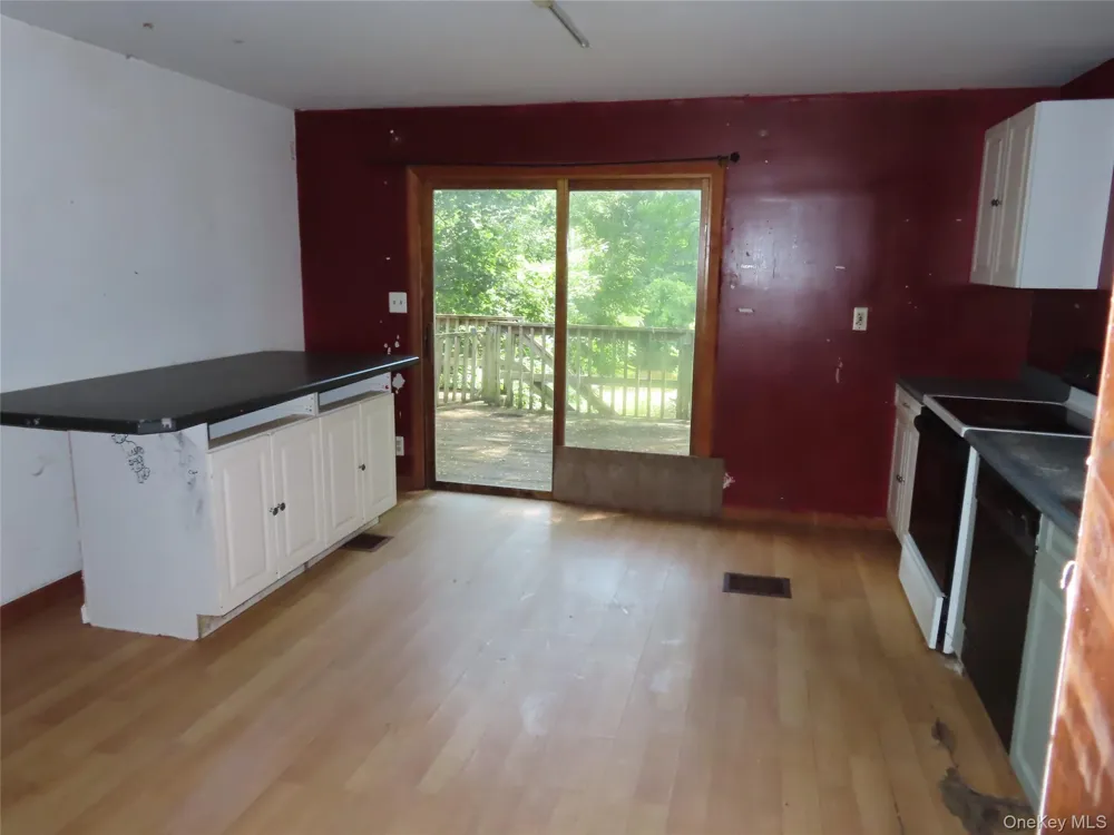 4 Wilbur Road Pleasant Valley, NY 12569