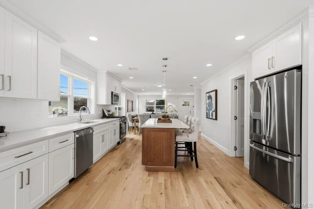 710 Franklin Avenue Massapequa, NY 11758